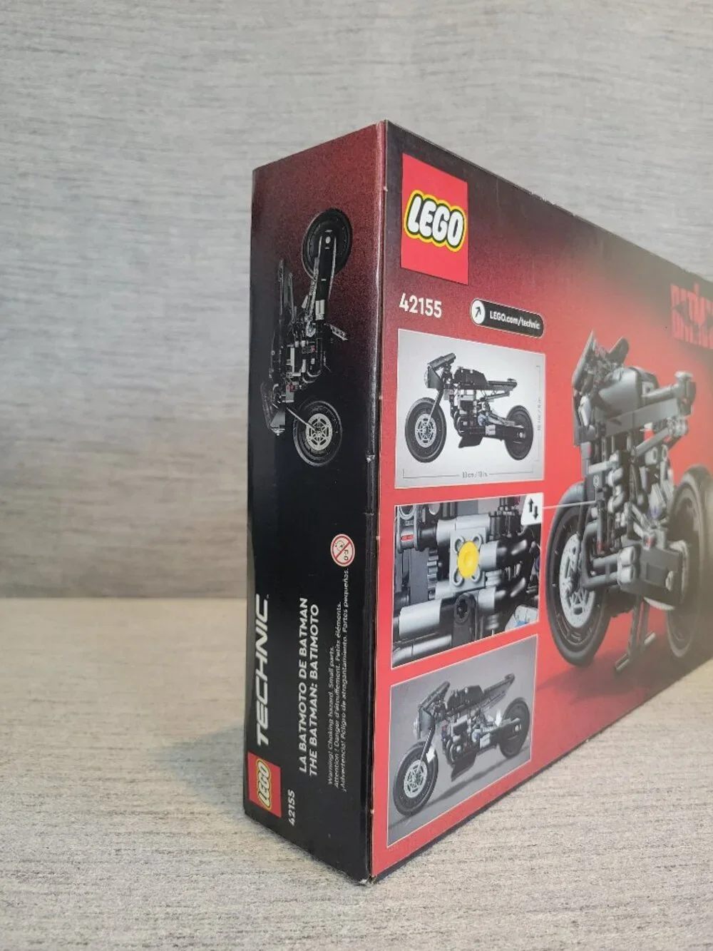 Lego Technic Batman- Batcycle 42155